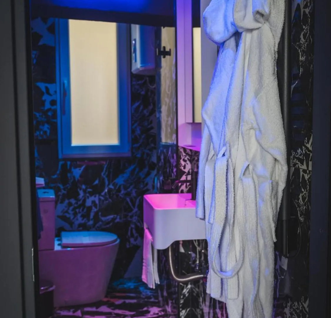Wownavigli Apartment-Sofa Bed Metro M4 Tram 2 ميلان إيطاليا